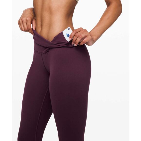 Lululemon Wunder Under Crop (High-Rise) Full-On Luon 21" Size 4 Maroon - Picture 6 of 7